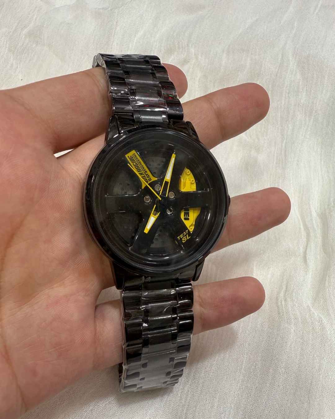 Rotating Yellow Wheel Watch